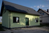 Realizacja projektu domu - TRYPOLIS 7 SZKIELET DREWNIANY, zielony