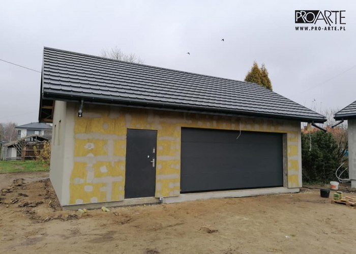 Realizacja projektu garażu - G292 szkielet drewniany